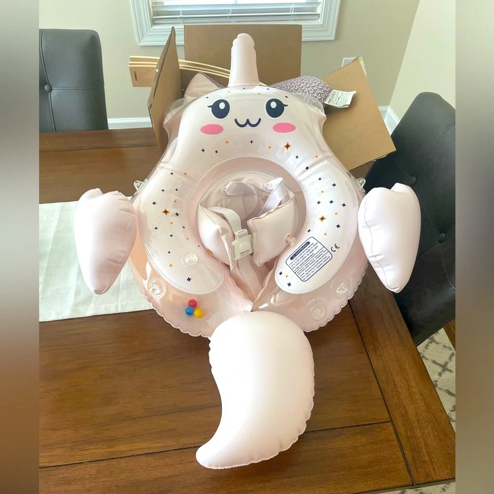 Baby float - Picture 1 of 9